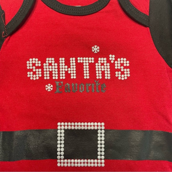 Baby Glam Newborn Santa’s Favorite NB Red and Black Long Sleeve Snaps PRELOVED - Picture 2 of 6
